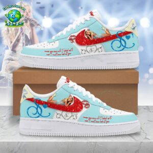 Sabrina Carpenter Emails I Can?t Send Air Force 1